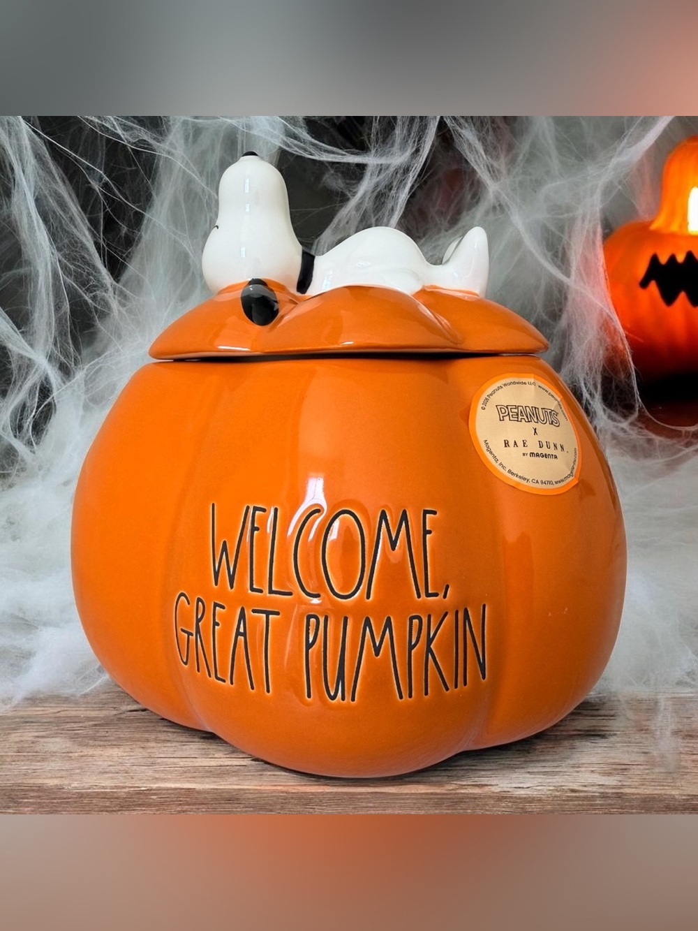 Rae Dunn Peanuts Snoopy Halloween Welcome Great Pumpkin Cookie Jar NWT - Picture 2 of 5